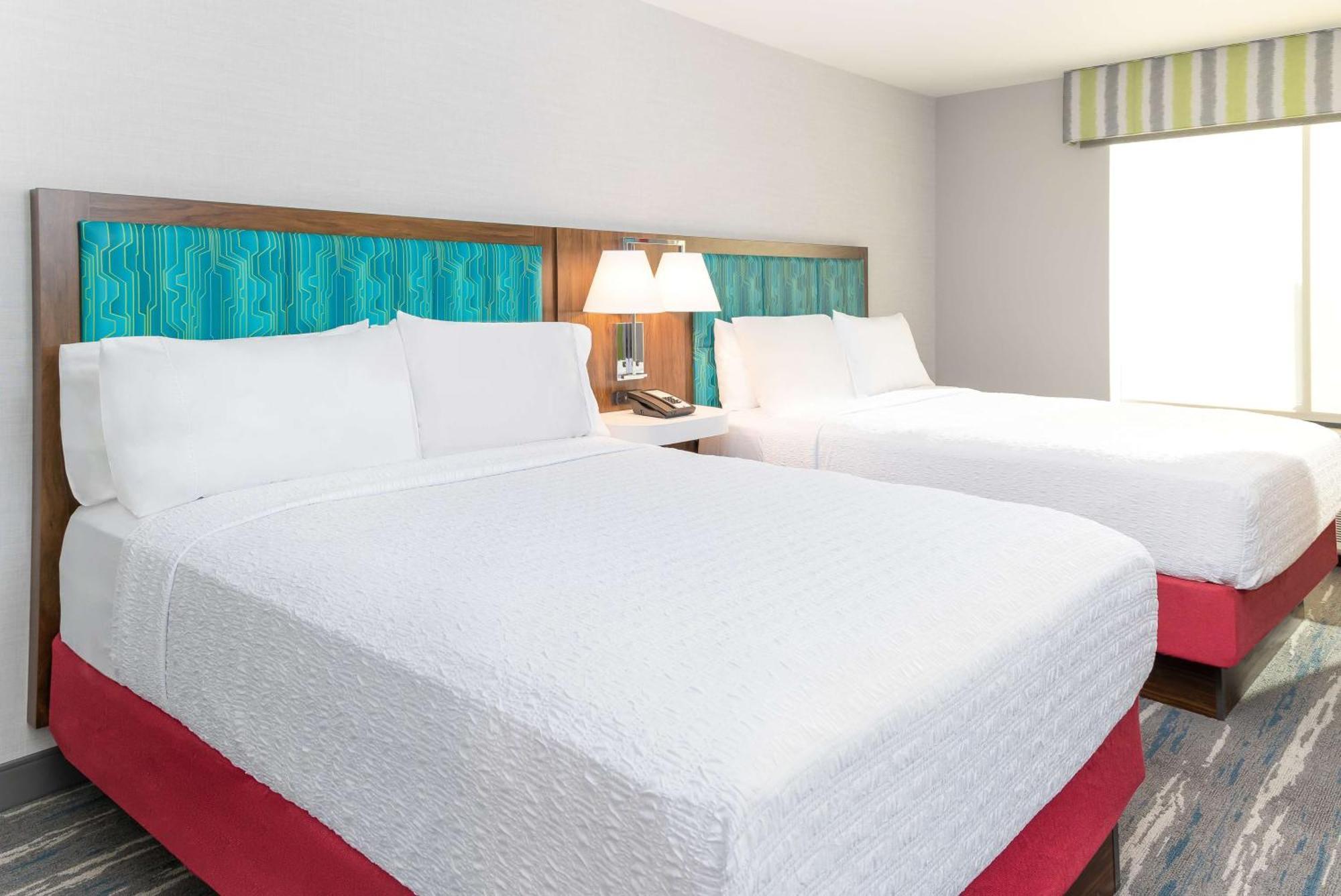 Hampton Inn & Suites Santa Rosa Sonoma Wine Country Екстер'єр фото